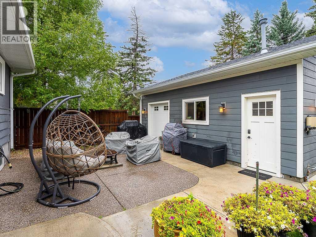 44 Winchester Crescent SW