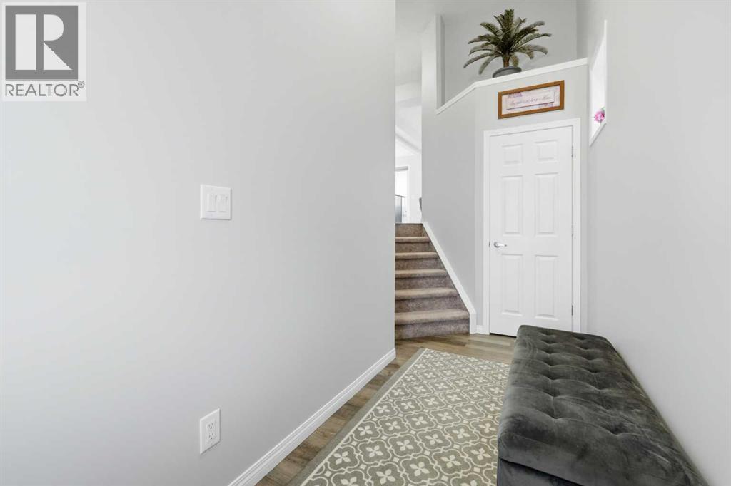 102 Yorkville Green SW