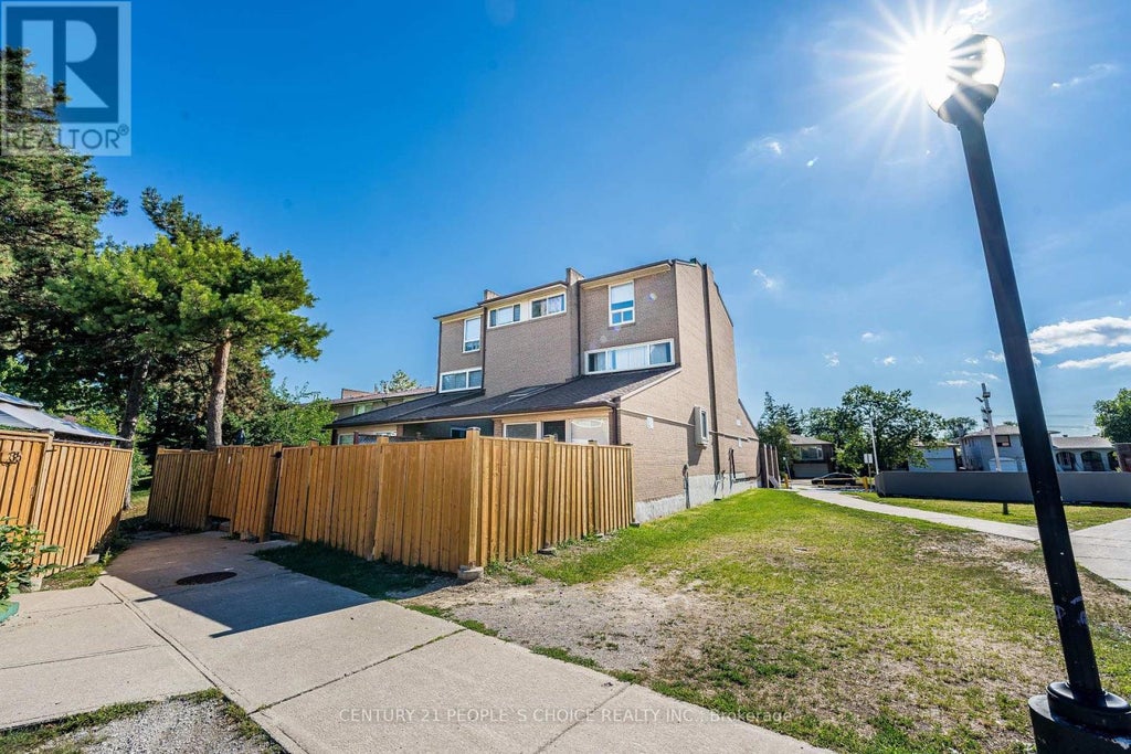 2 - 242 JOHN GARLAND BOULEVARD, TORONTO (WEST HUMBER-CLAIRVILLE), ON M9V 1N8 - Image 1633437682.jpeg?d=l
