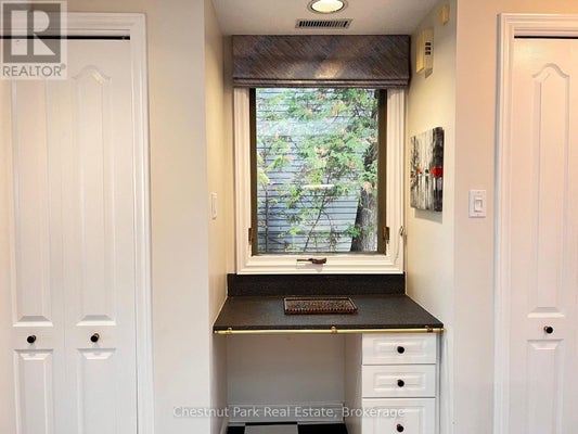 89 Georgian Manor Dr, Collingwood, ON 5