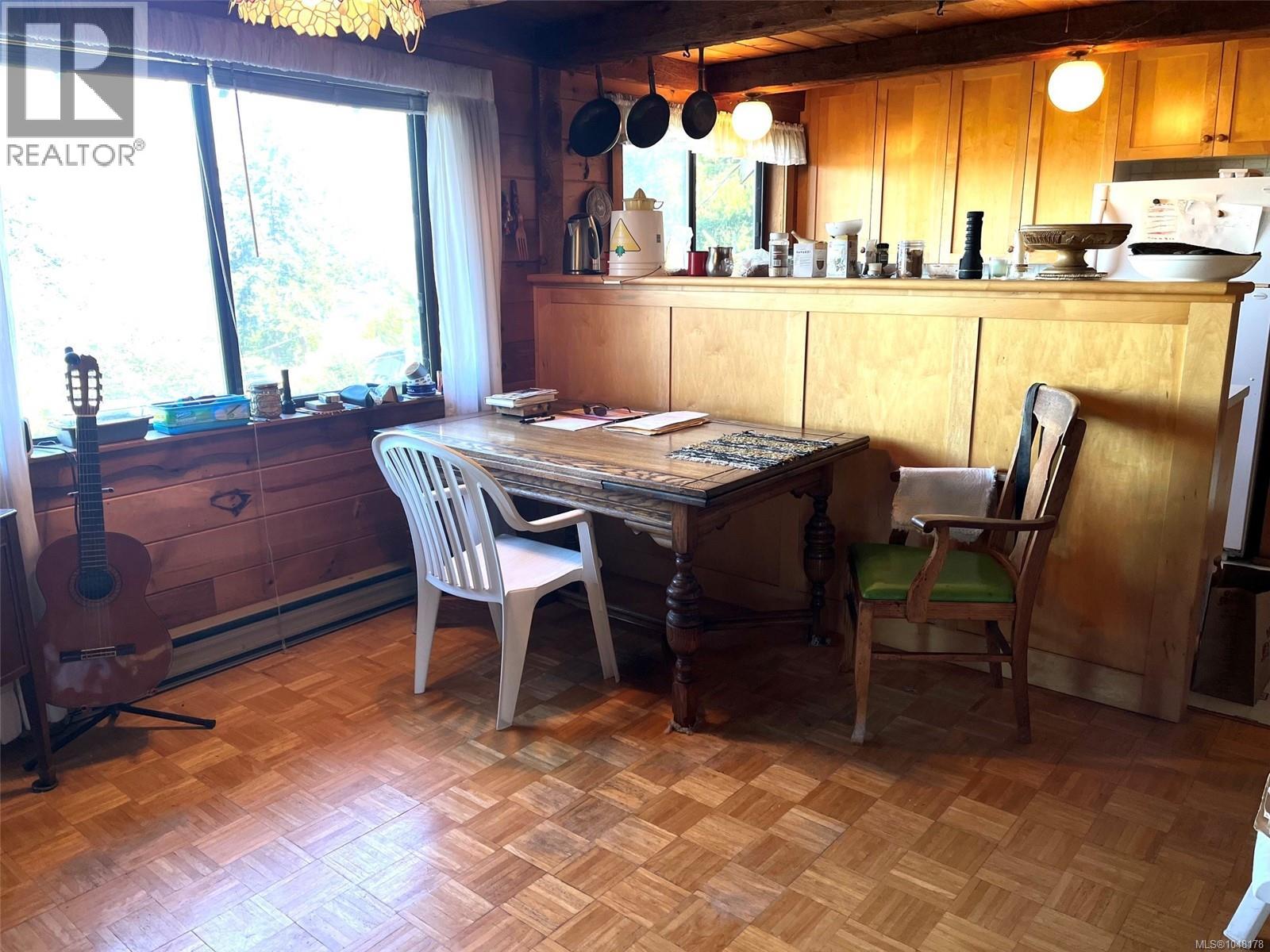 1926 Sea Lion Cres