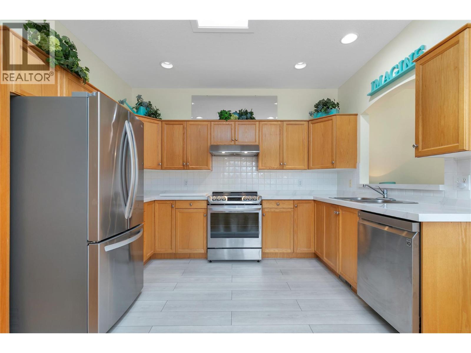 665 Cook Road Unit# 108 Lot# 3