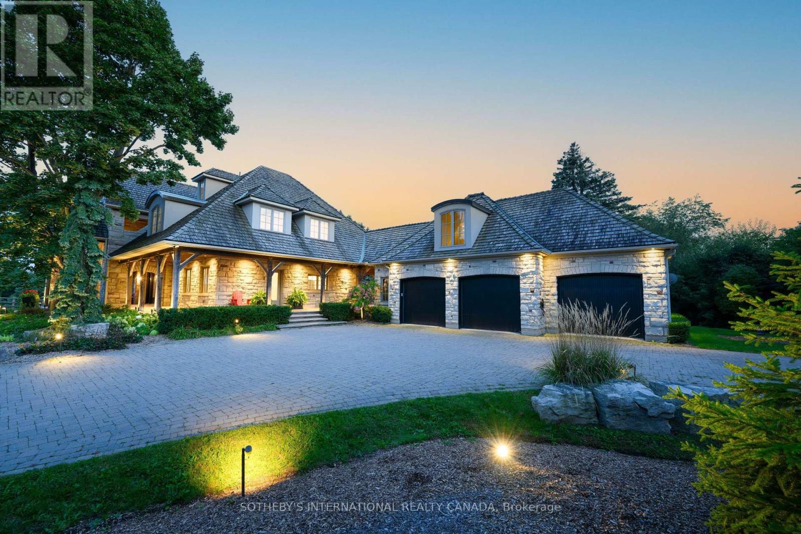 2376 8 SIDEROAD