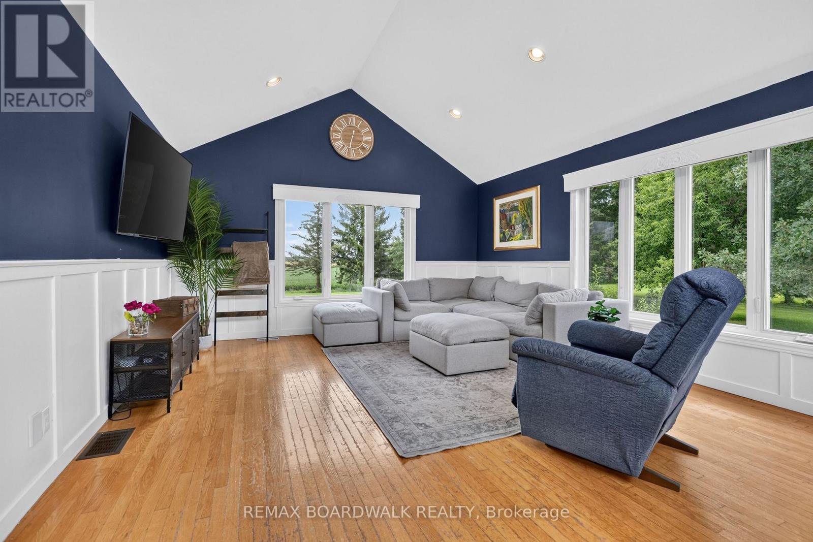 10104 MARIONVILLE ROAD