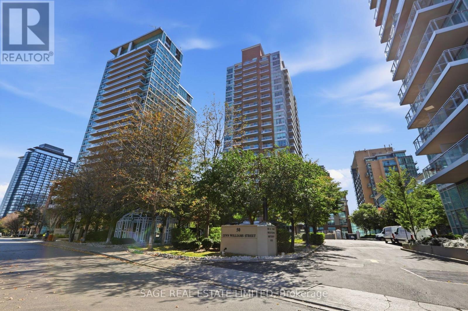 2408 - 50 LYNN WILLIAMS STREET