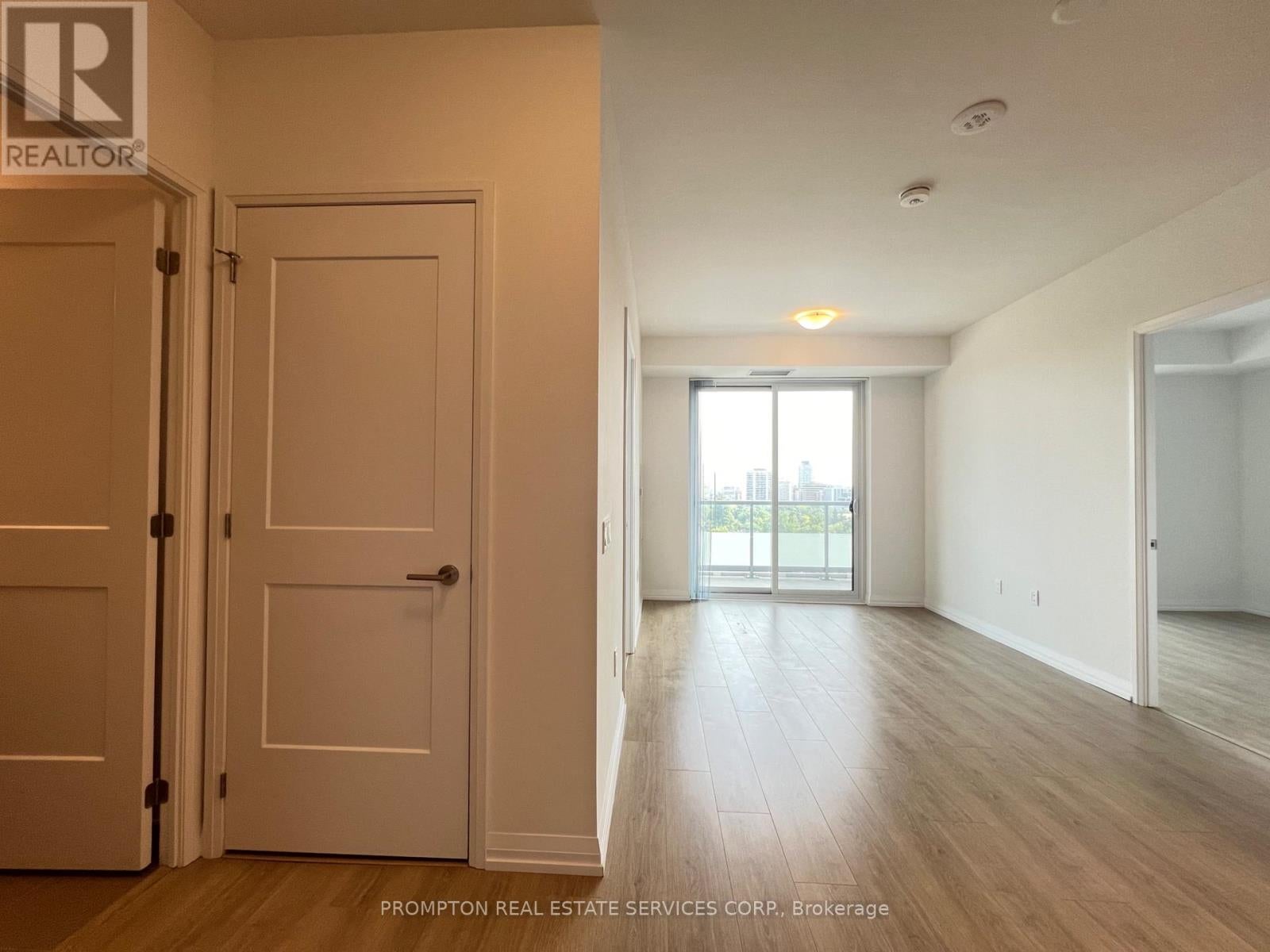 1108 - 25 HOLLY STREET