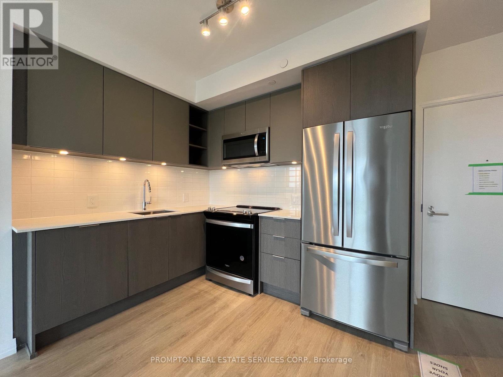 1108 - 25 HOLLY STREET