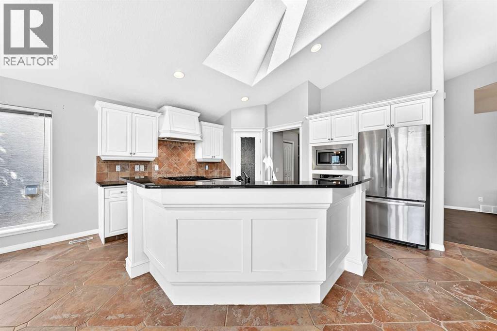 35 Arbour Vista Way NW