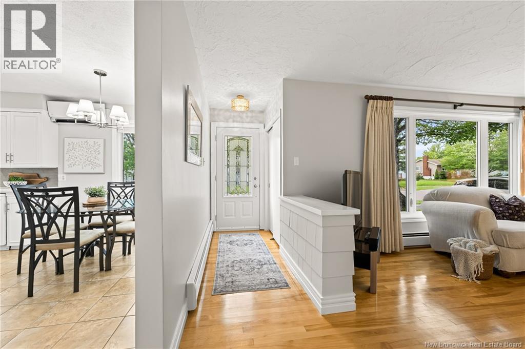 116 Ellerdale Avenue - Photo 2