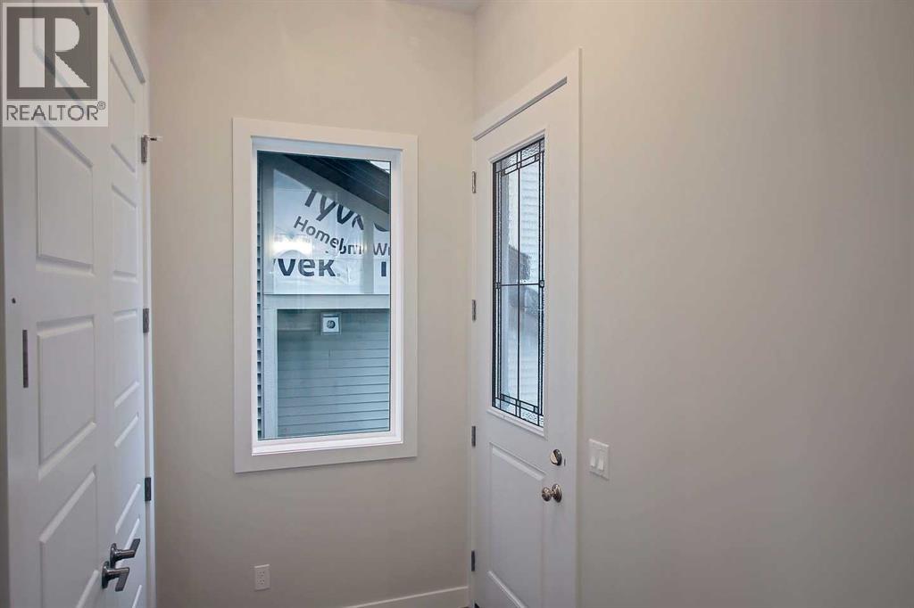 12 Topaz Place