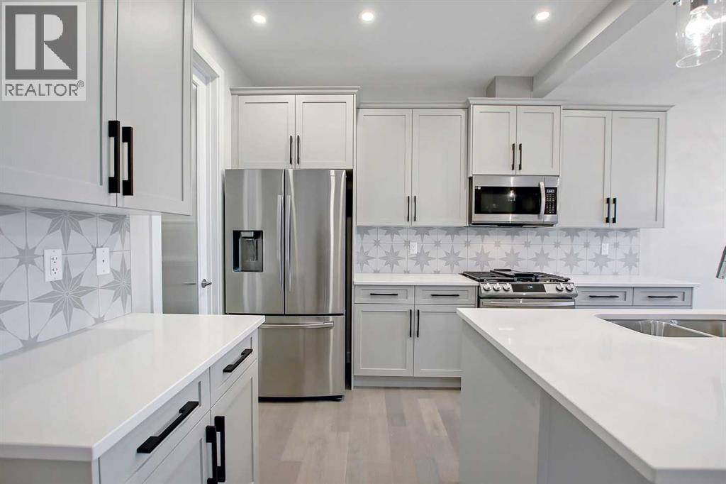 12 Topaz Place