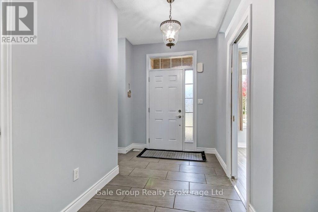724 GARDEN COURT