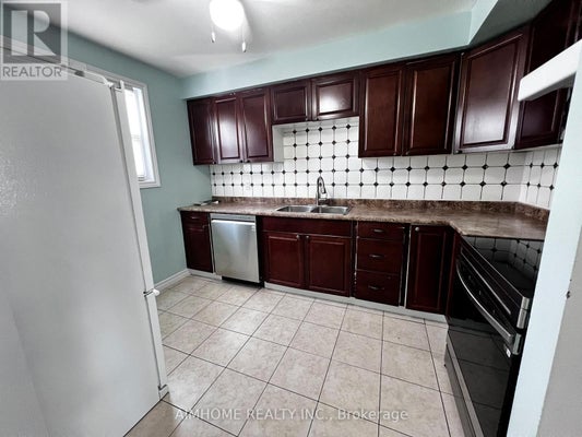 676 Balsam Cres, Oshawa (Lakeview), ON 3