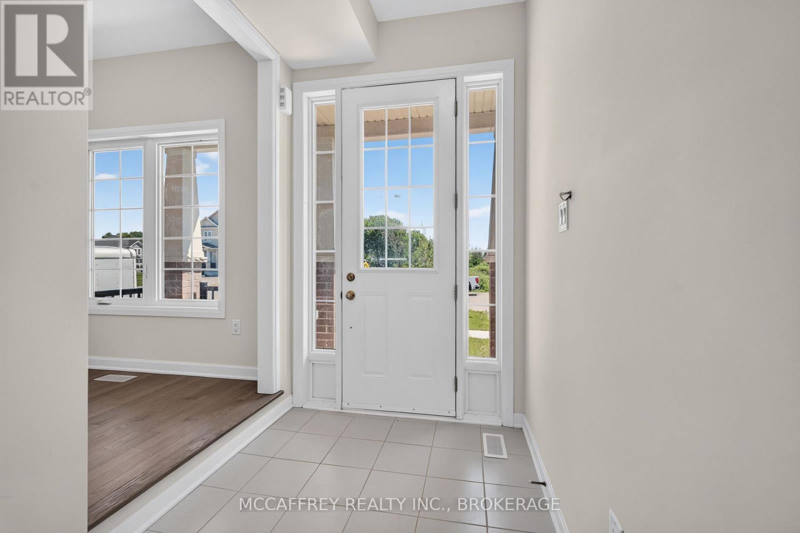 117 WINDERMERE BOULEVARD