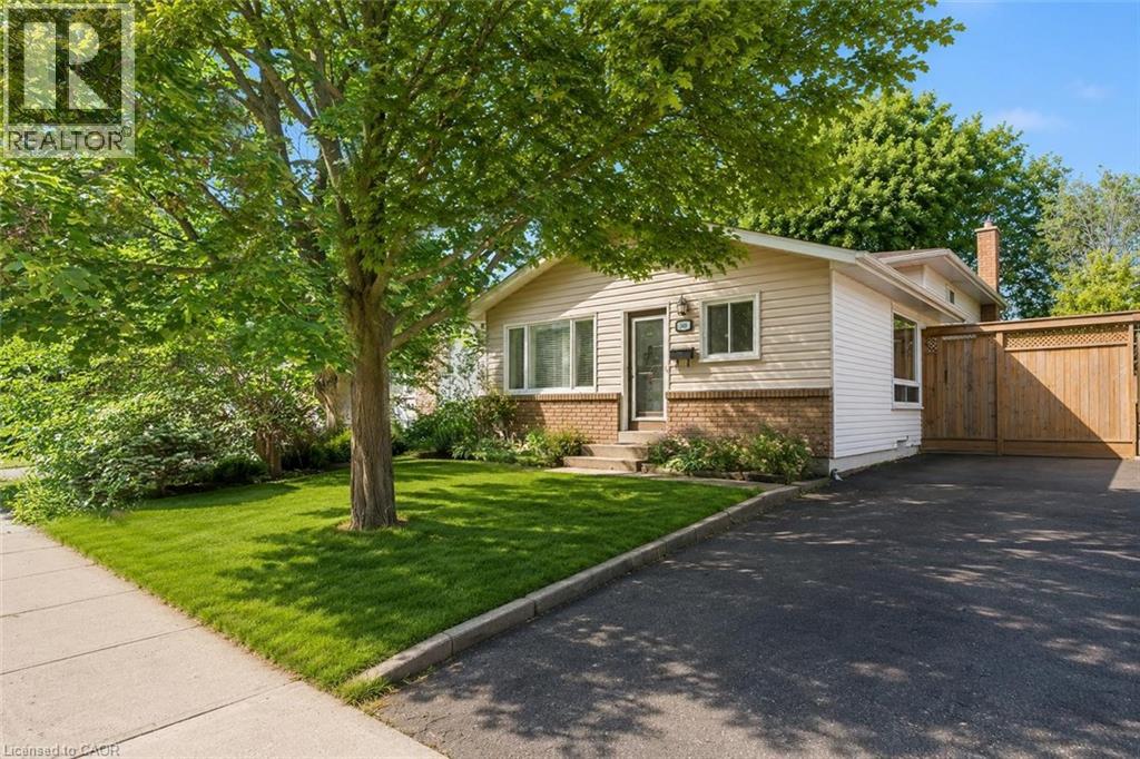 369 WEST ACRES Drive