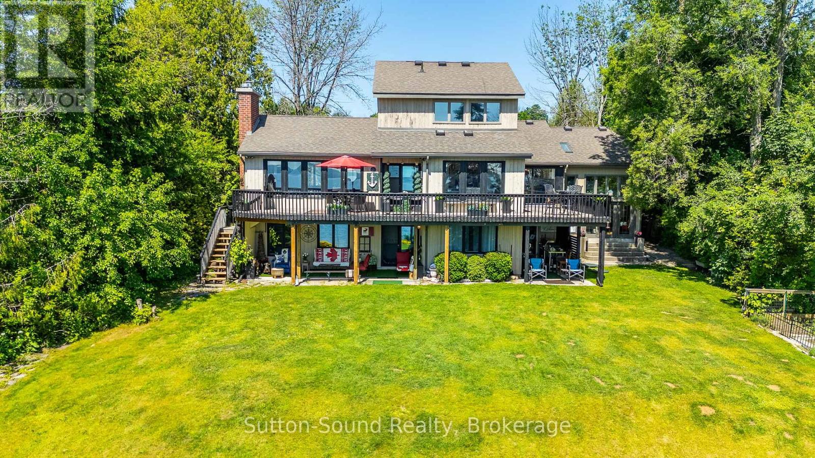 427 BALMY BEACH ROAD