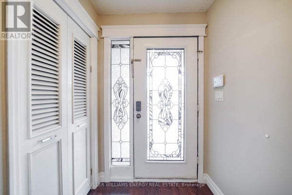 23 Downham Dr, Clarington (Bowmanville), ON 3