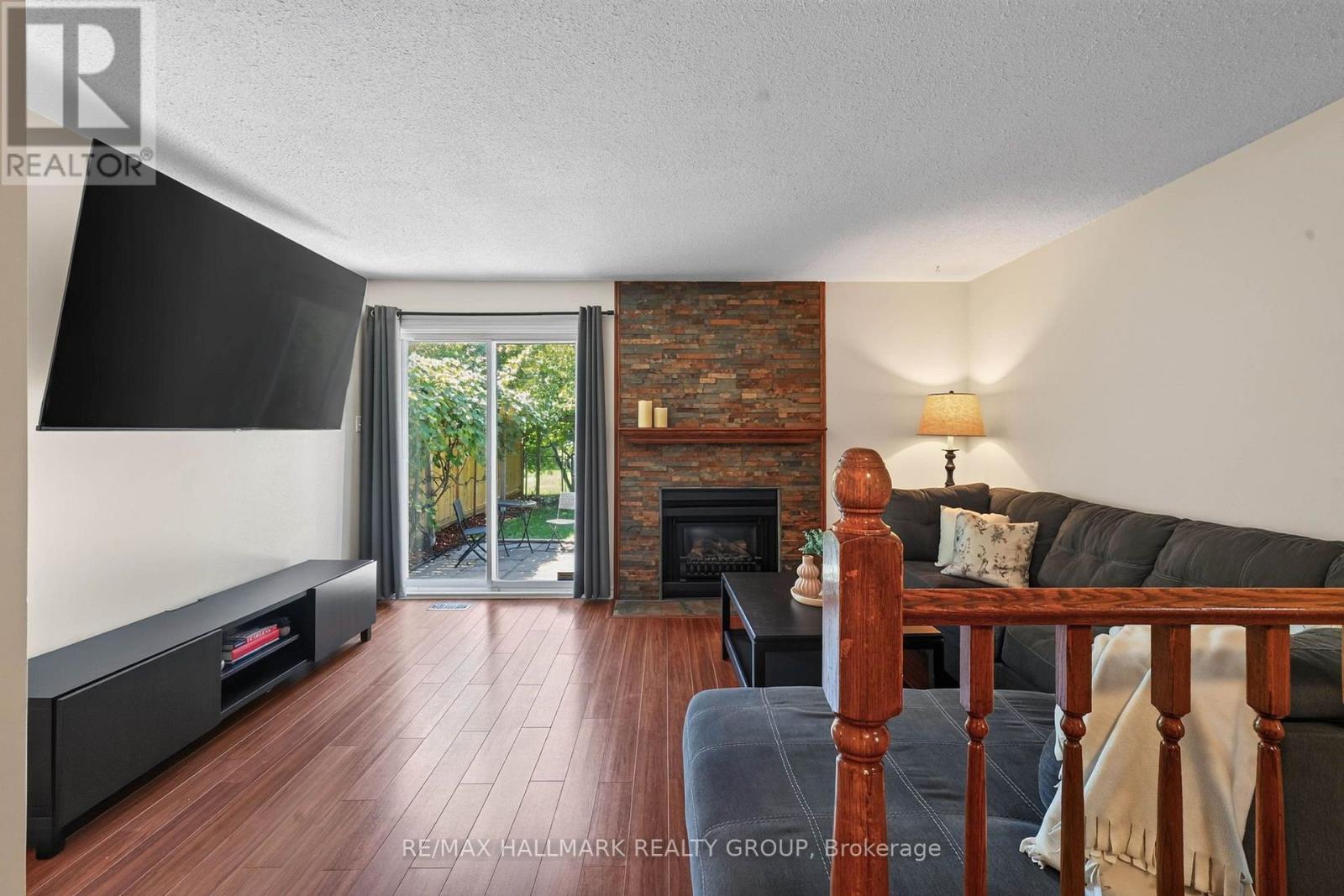 385 PRINCESS LOUISE DRIVE
