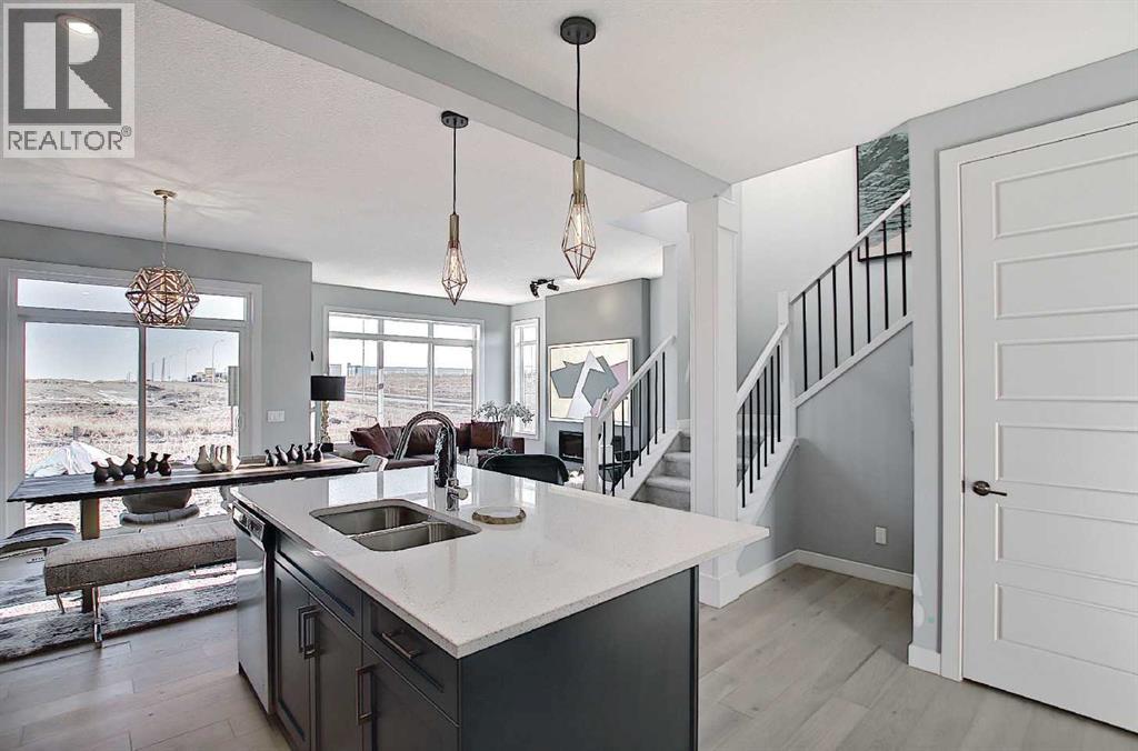 16 Topaz Place
