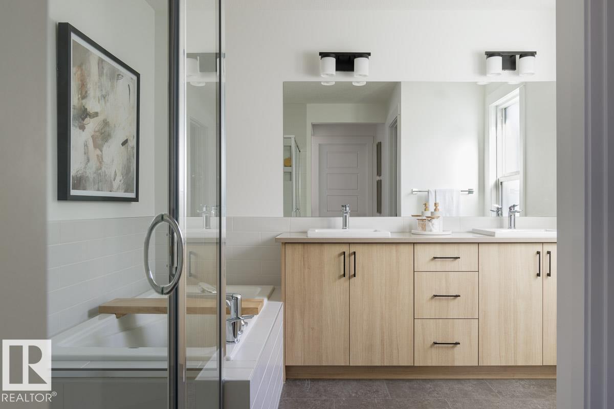 6127 Dansereau CR