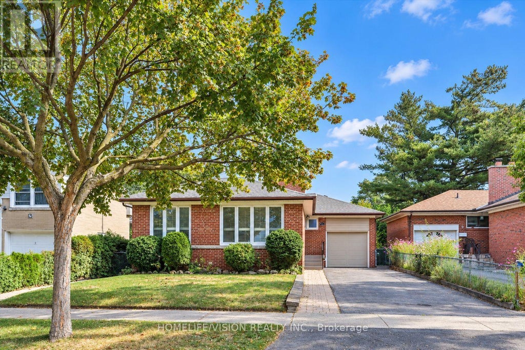 11 LARSTONE AVENUE, TORONTO (STONEGATE-QUEENSWAY), ON M8Z 2N5 - Image 425657032.jpeg?d=l