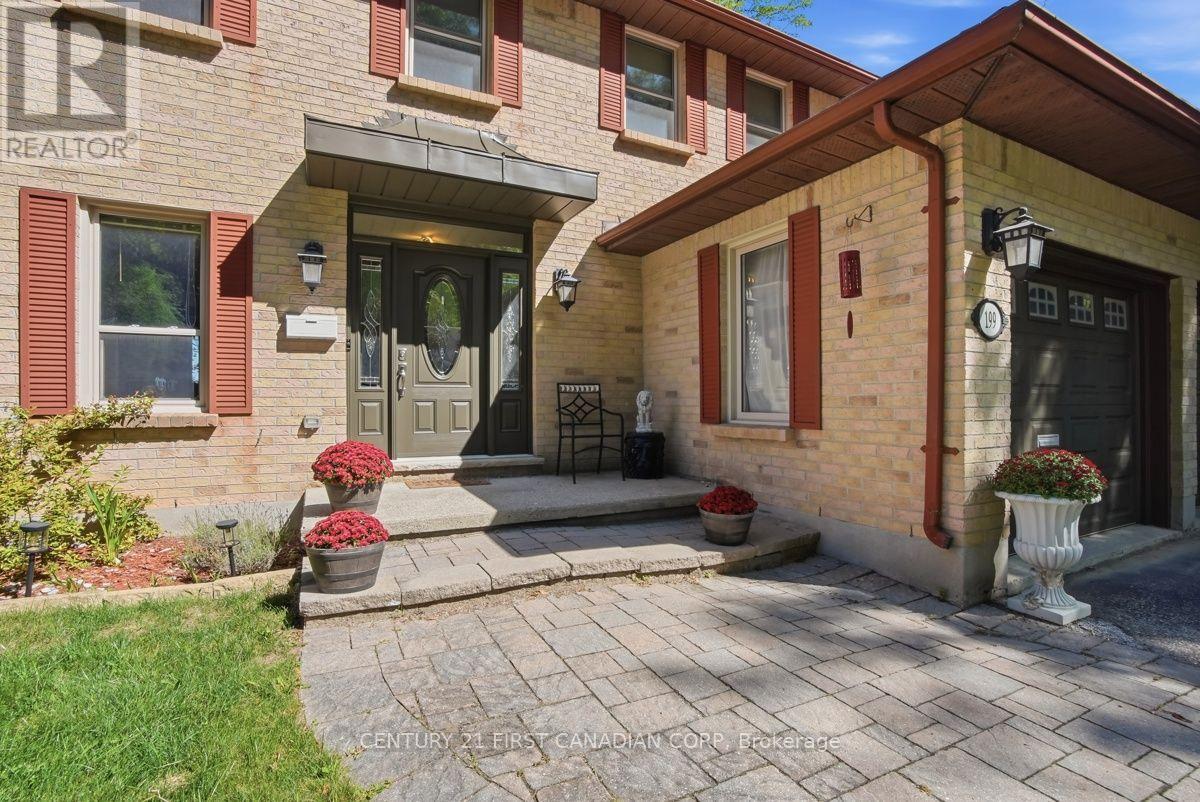 199 SOMERSET CRESCENT