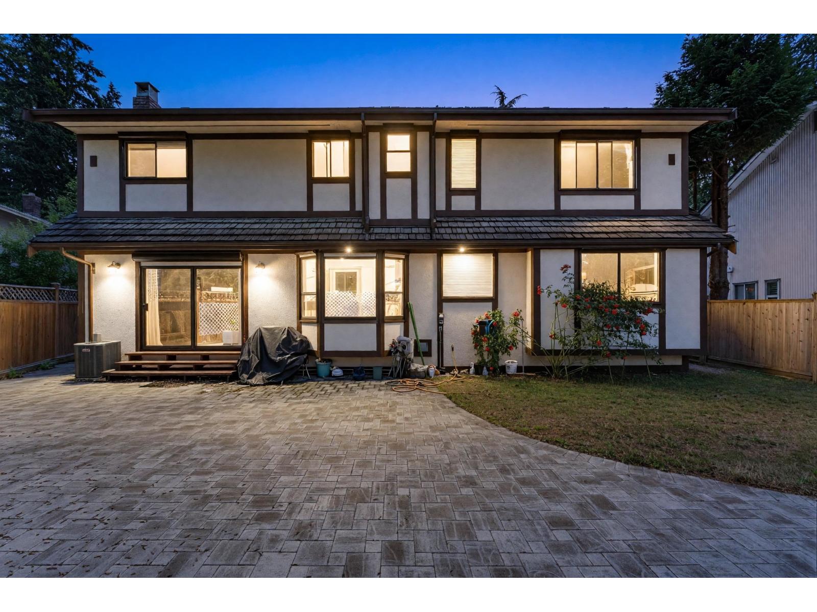 11795 CHATEAU WYND