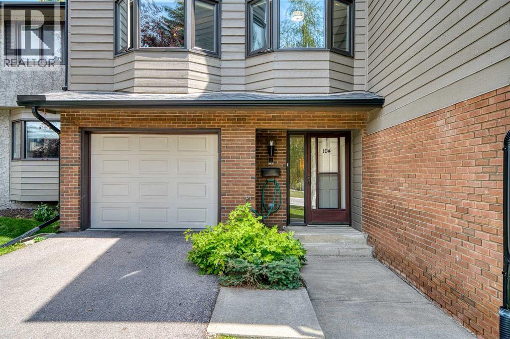 104, 23 Glamis Drive SW