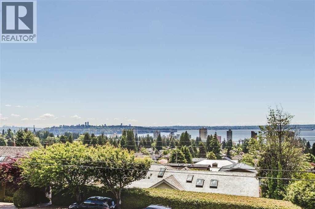 2273 MATHERS AVENUE, WEST VANCOUVER, BC V7V 2H4 - Image 42669255.jpeg?d=l