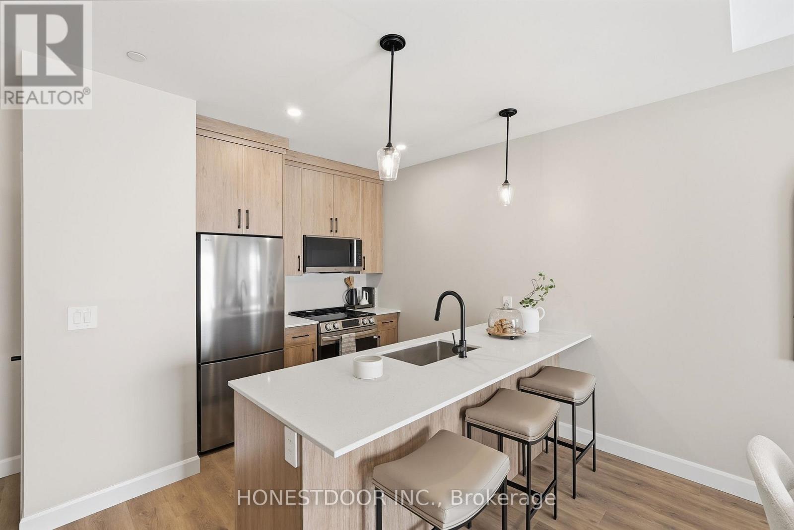 92 EASTRIDGE ROAD