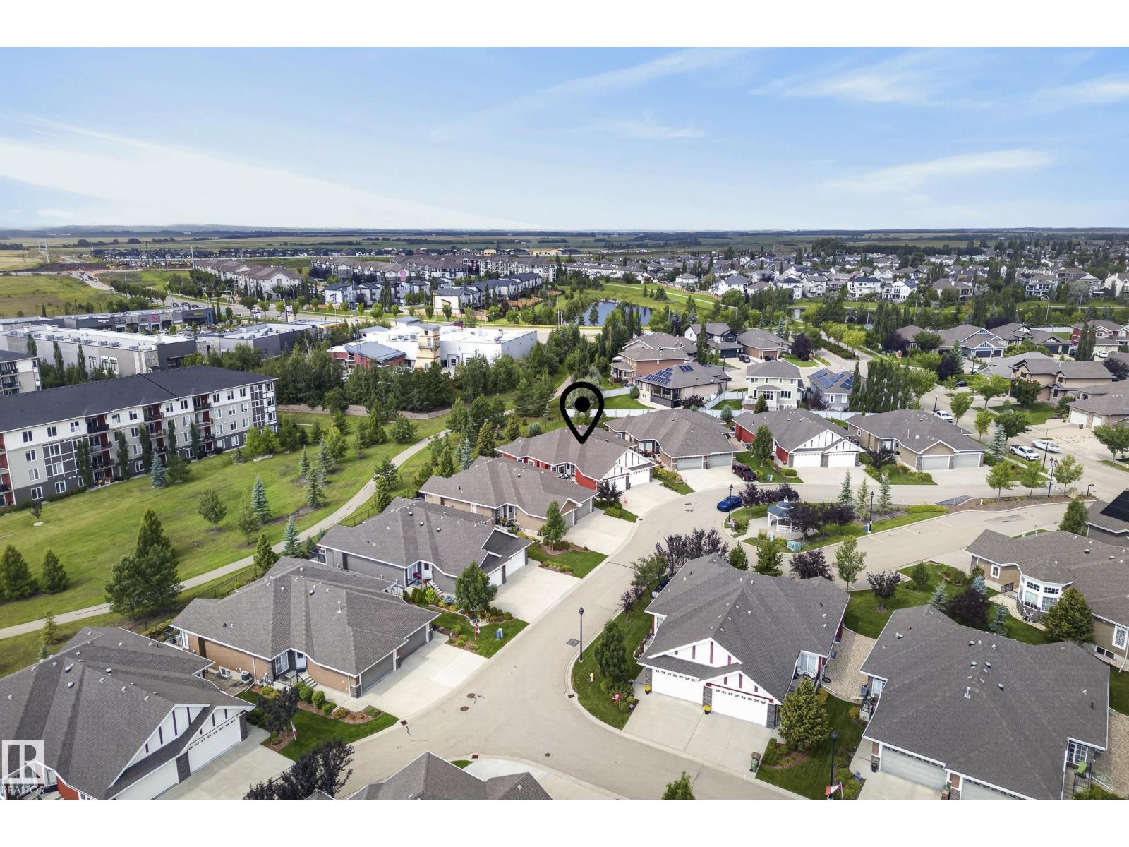 #8 88 LACOMBE DR