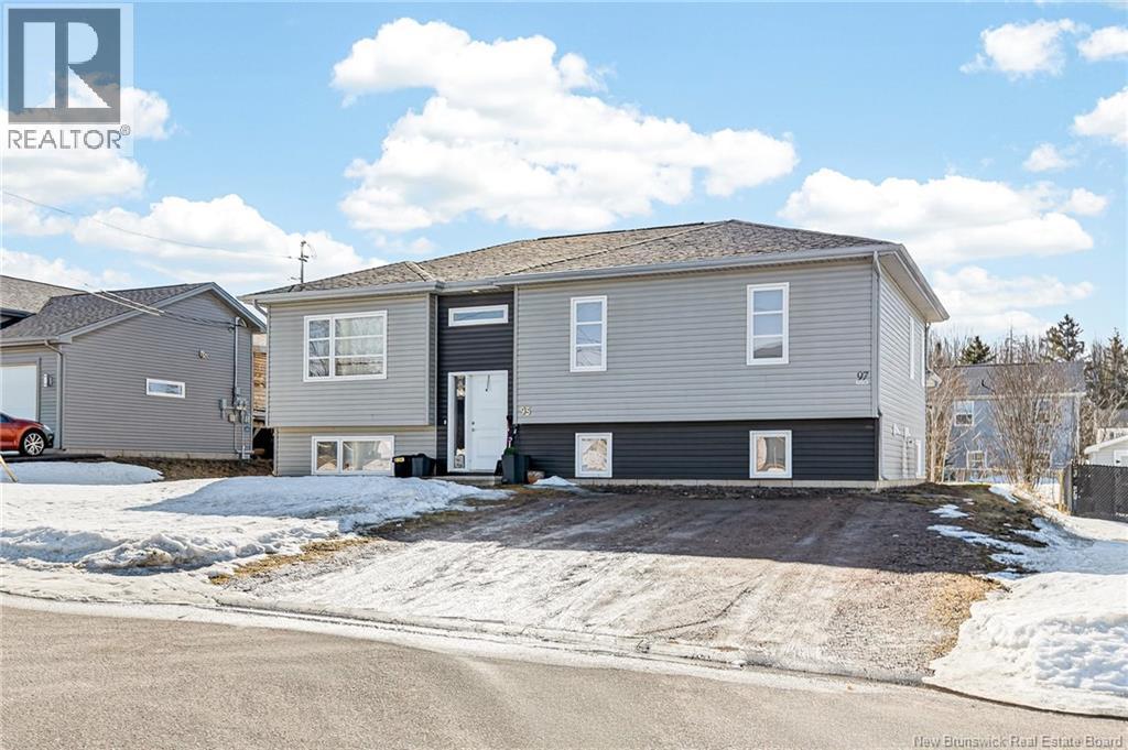 95 Doiron Street - Photo 2