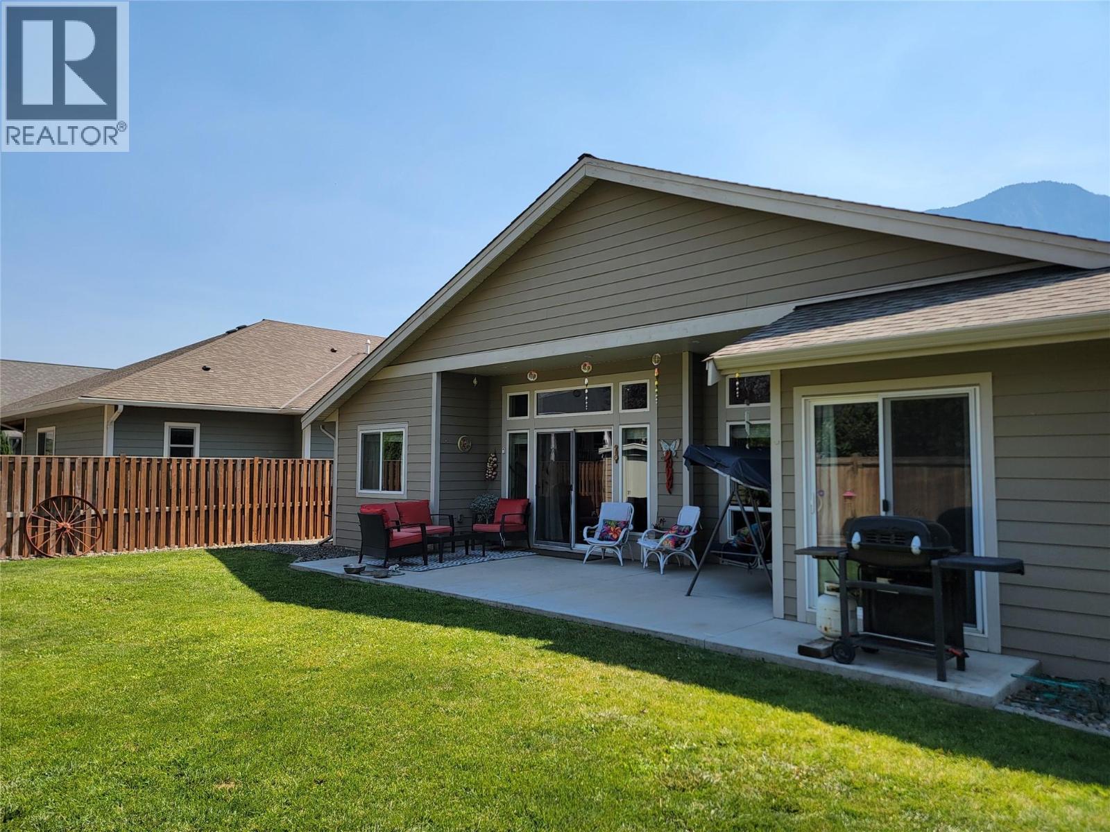208 K-View Crescent