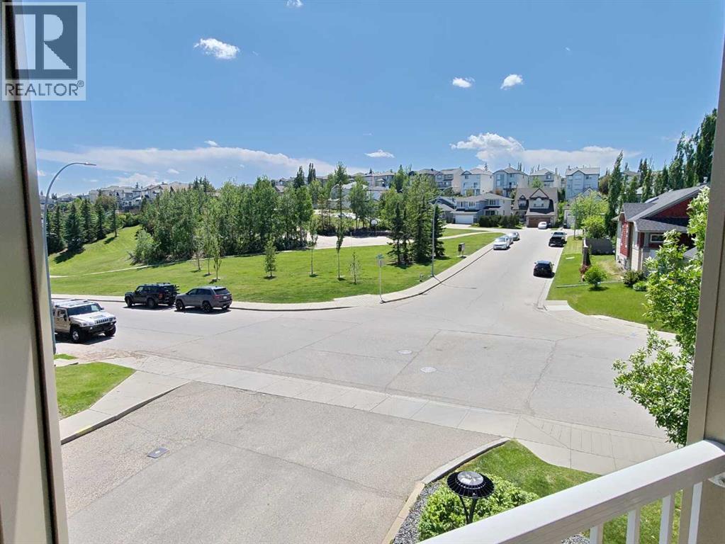 1314, 70 Panamount Drive NW