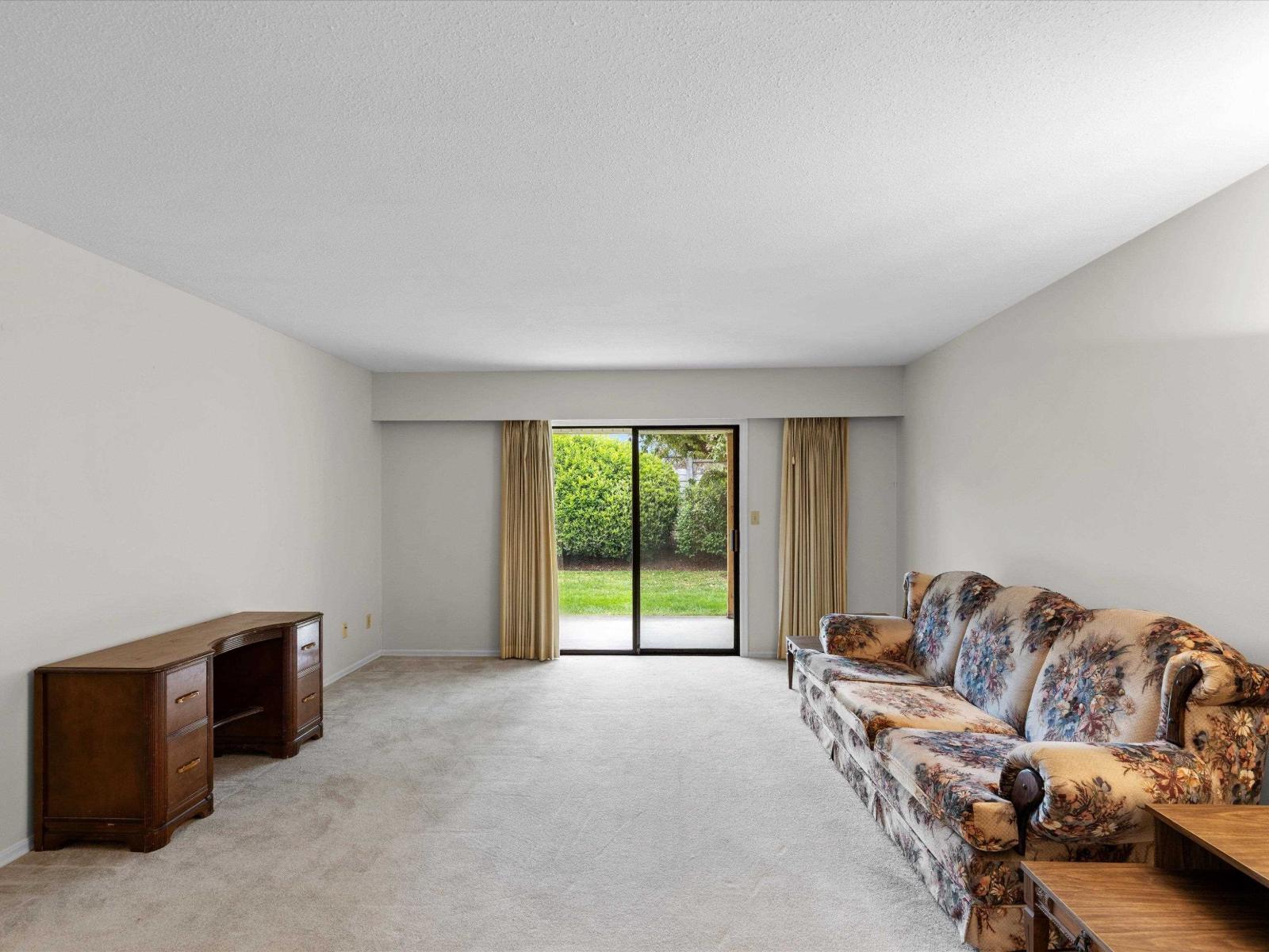2 32718 GARIBALDI DRIVE