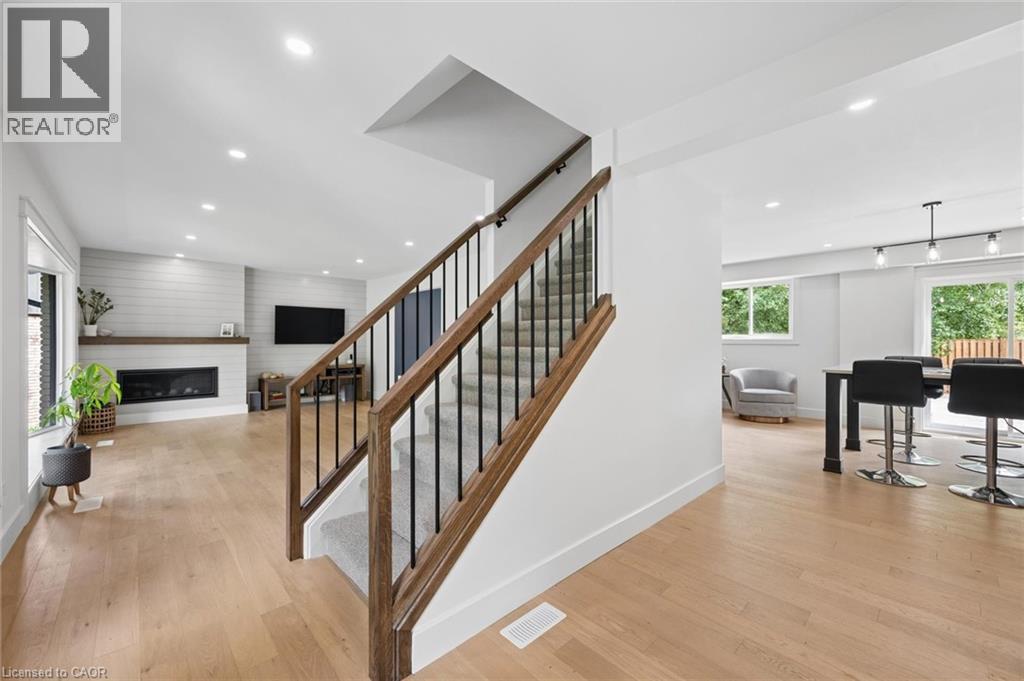 361 COLERIDGE Place