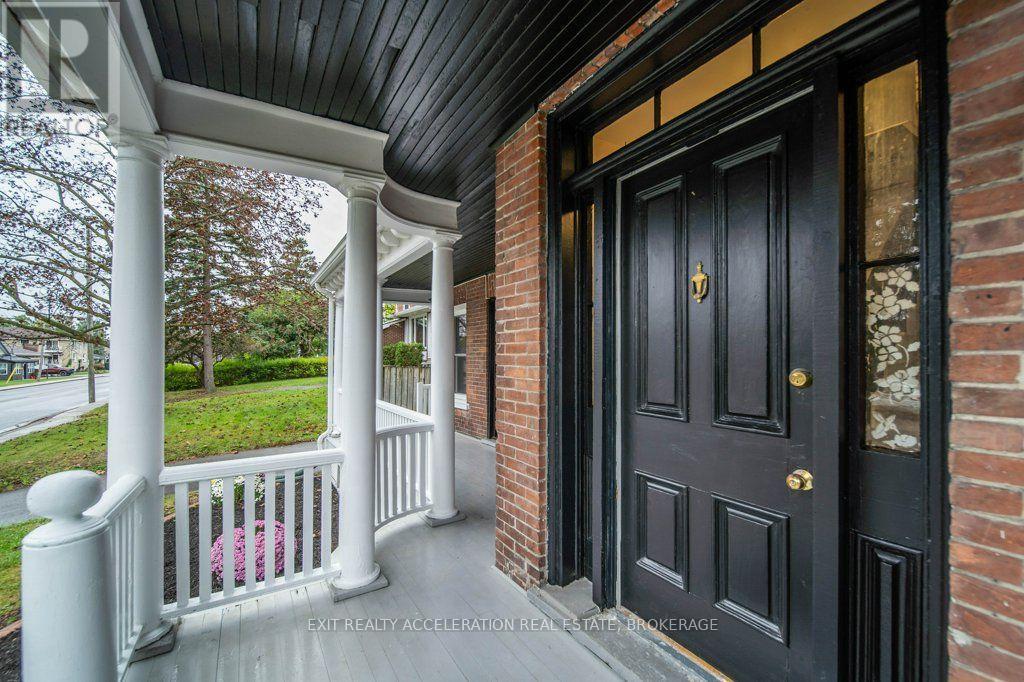 211 BRIDGE STREET W