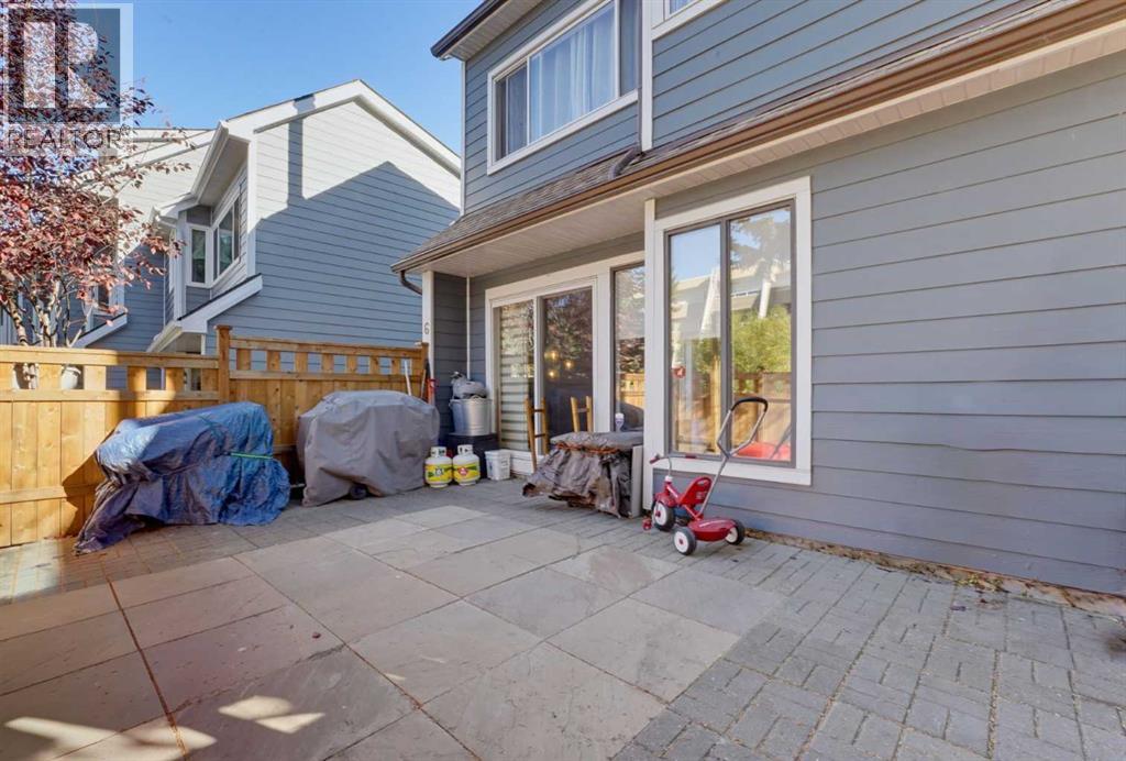 6, 208 Grier Terrace NE