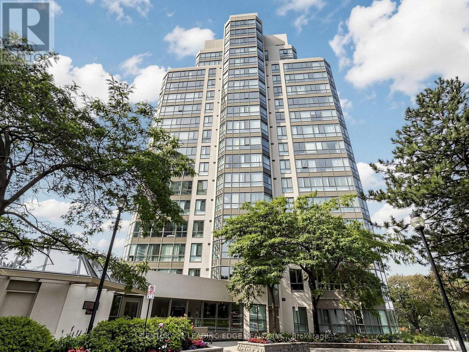 204 - 3231 EGLINTON AVENUE E