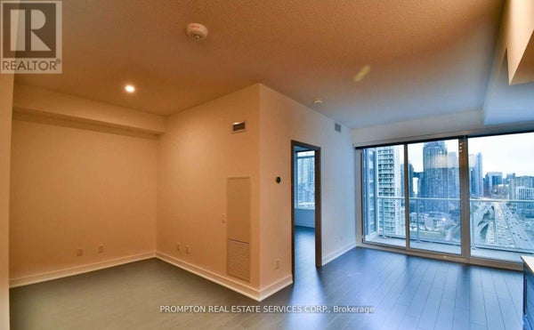 3807 - 19 Bathurst St, Toronto (Waterfront Communities), ON 4