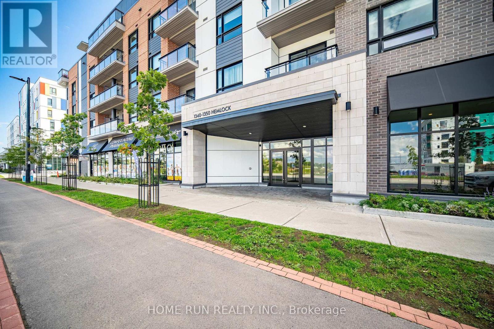 320 - 1350 HEMLOCK ROAD