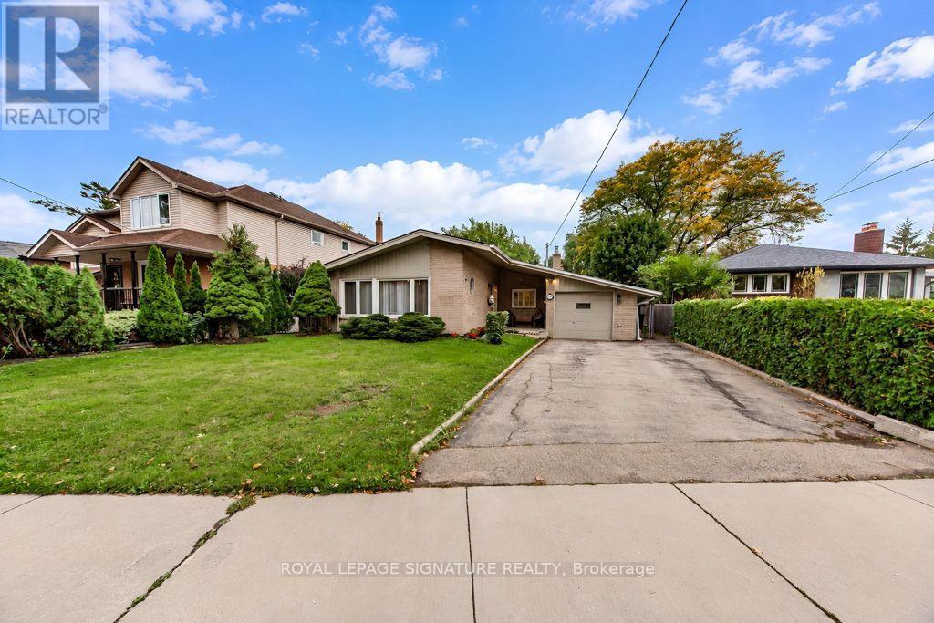 10 BEAVER BEND CRESCENT, TORONTO (ERINGATE-CENTENNIAL-WEST DEANE), ON M9B 5P8 - Image 3880217111.jpeg?d=l