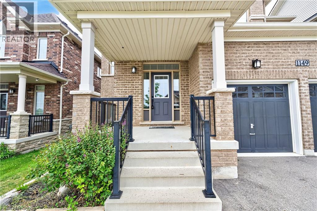 1149 UPPER THAMES Drive
