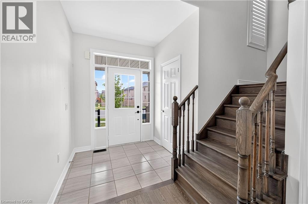 1149 UPPER THAMES Drive