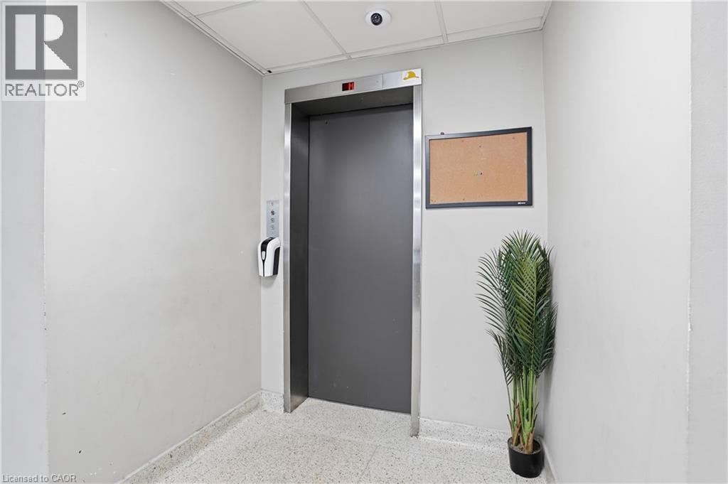 30 SUMMIT Avenue Unit# 303