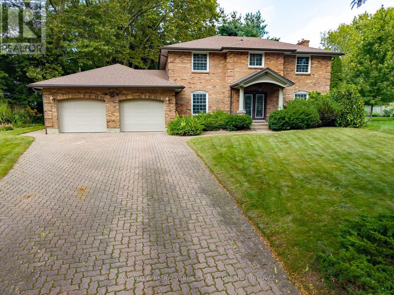 16 WILLOWDALE COURT