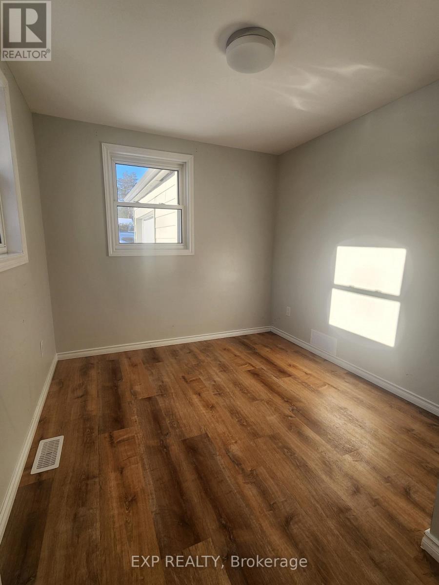 71 LAKESHORE ROAD E