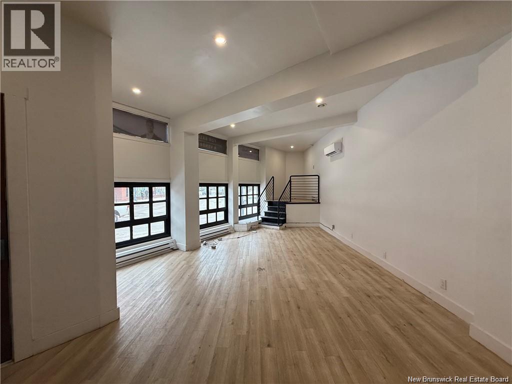 897-901 Main - Photo 3