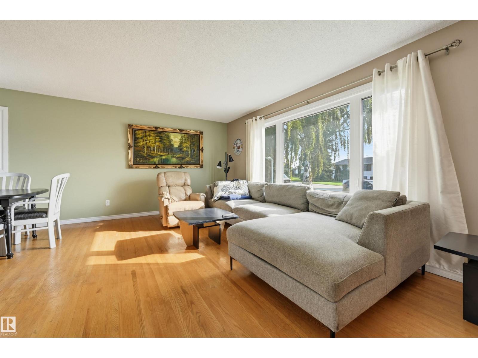 9112 167 ST NW