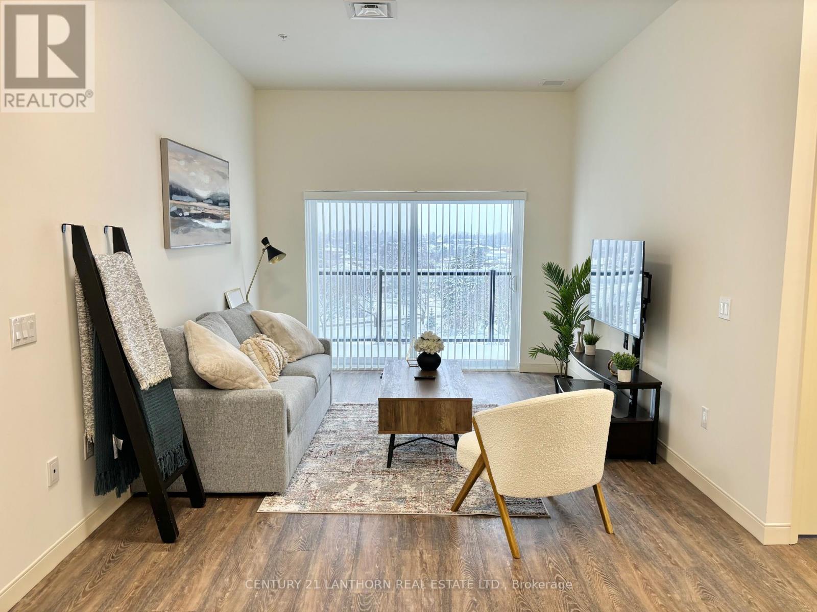 405 - 135 STATION STREET
